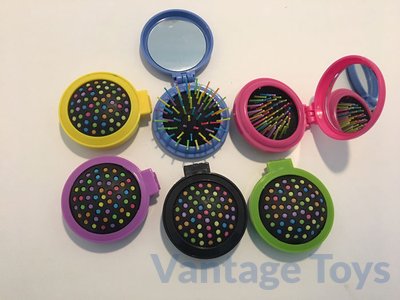 Compact Hairbrush