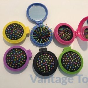 Compact Hairbrush